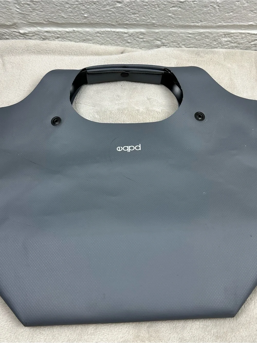 EQPD stylish grey